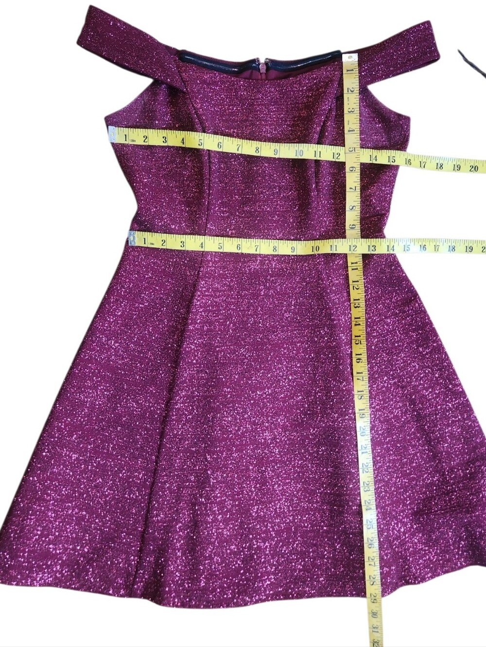 BETSY & ADAM Burgundy Off-the-Shoulder Glitter Mini Cocktail Dress - Size 6 - Picture 12 of 15